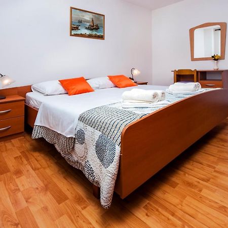 Apartments Valdibora Rovinj Exterior photo