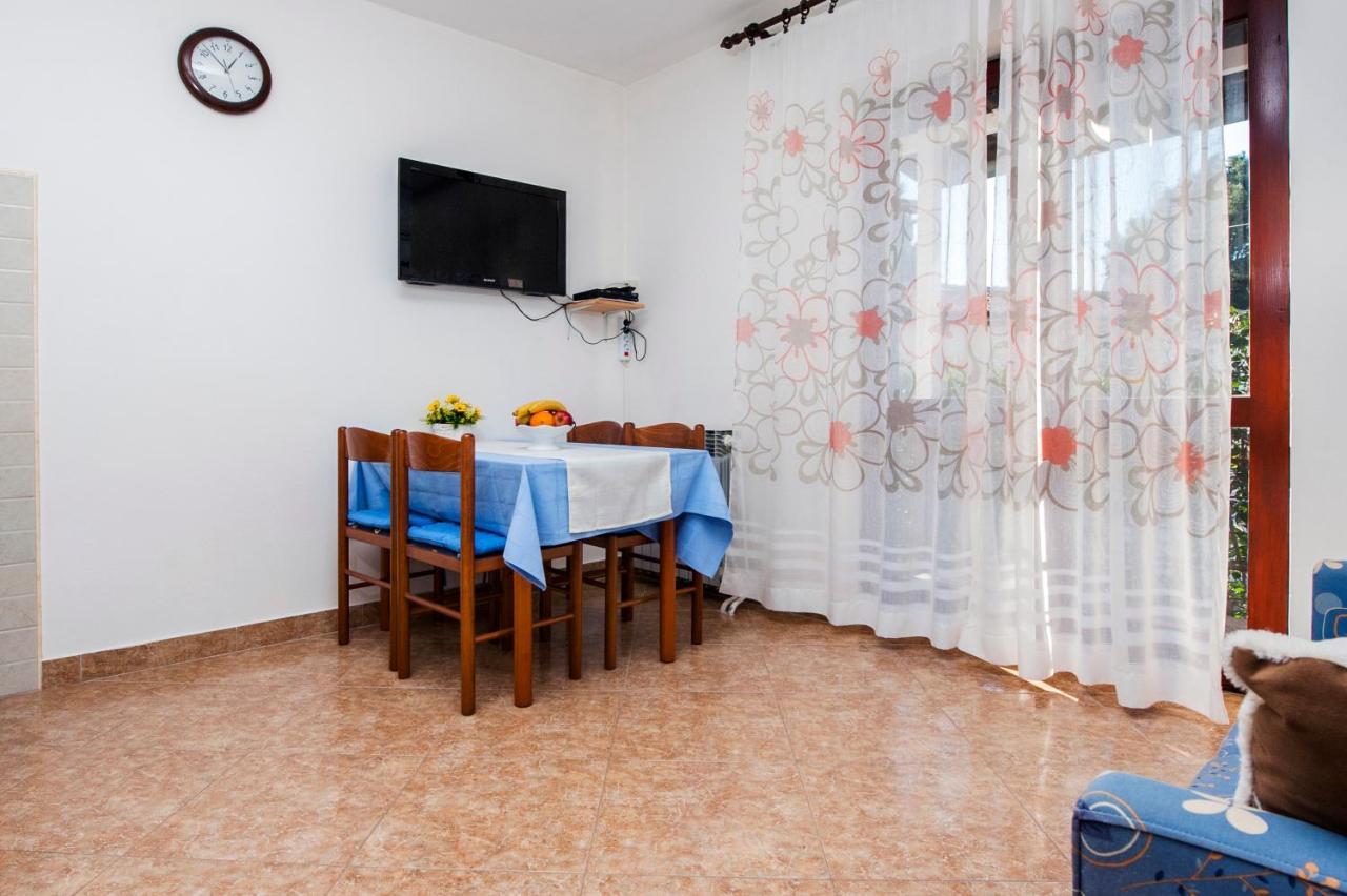 Apartments Valdibora Rovinj Exterior photo